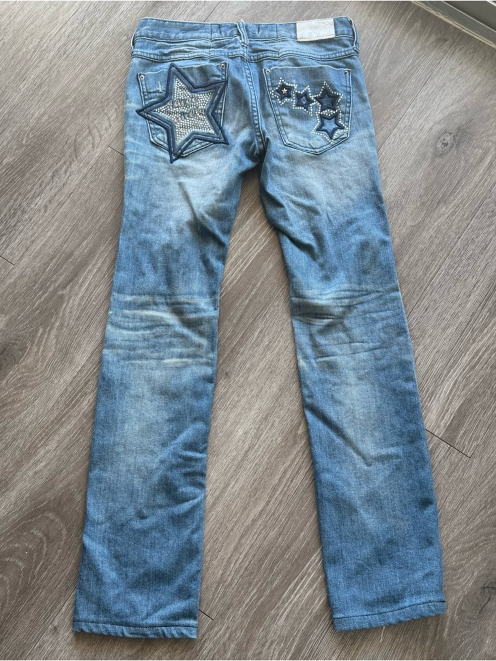 Blue Low-Rise Y2K 2000s Denim Rhinestone Women’s 28 Jeans with Star Embroidery